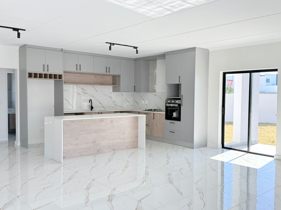3 Bedroom Property for Sale in Sandown Western Cape